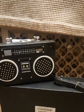 Retro Portable Speaker - Black